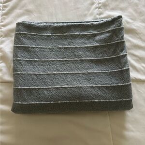 Blanket or cover for twin size bed